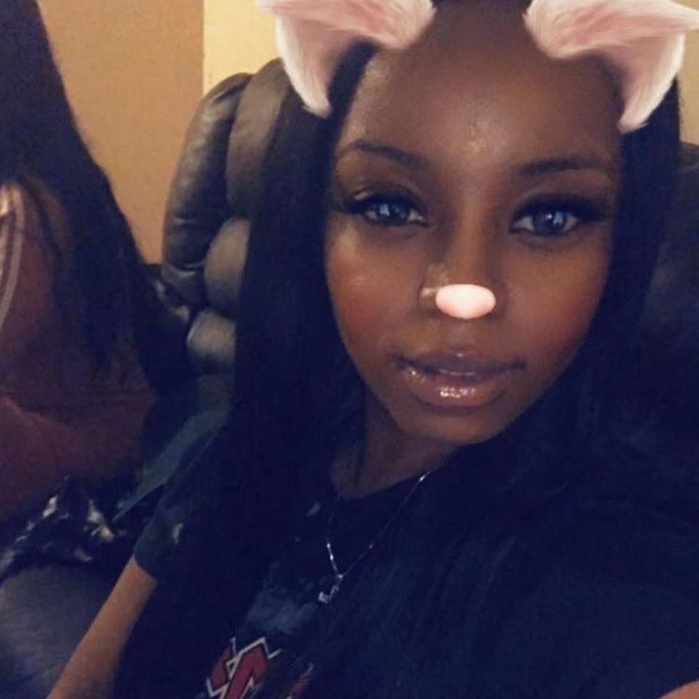 Meet your Posher, Kimberly